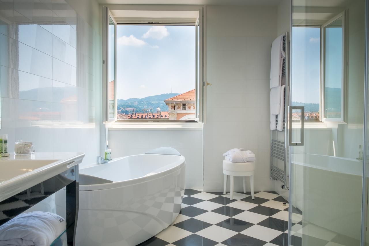 Palace 4* Turin
